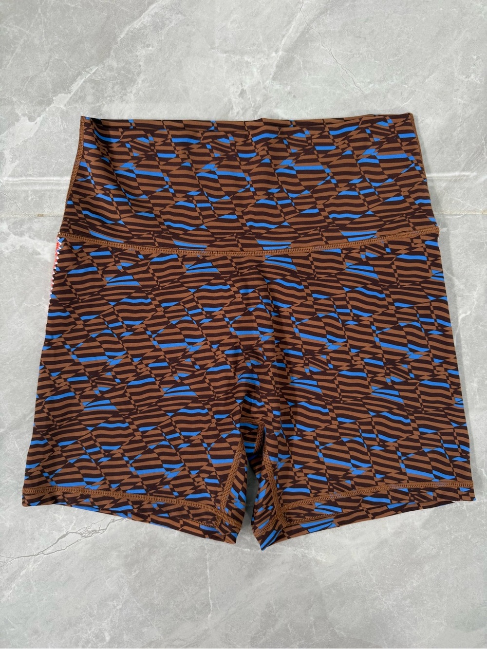 Women’s OFFLINE By Aerie Goals Crochet Inset 5" Biker Shorts Workout Large - Picture 3 of 16